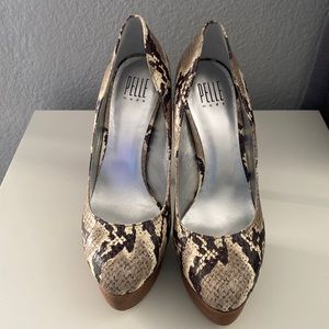 Pelle Moda Platform pumps